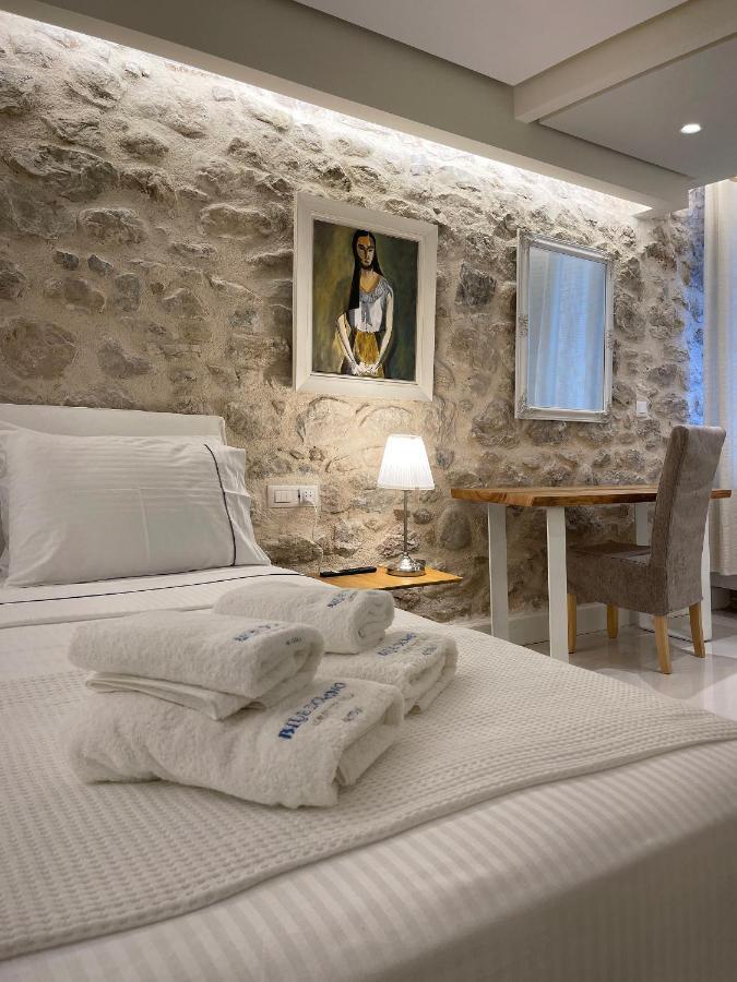 Blue Domino Luxury City Villa Patras Buitenkant foto